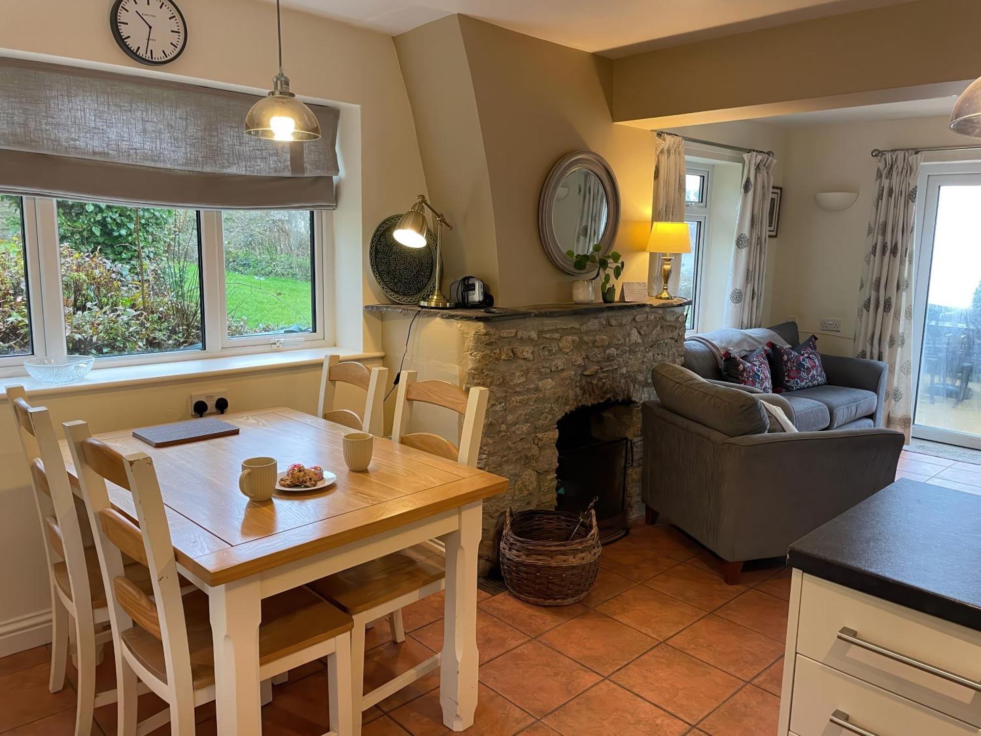 Mimosa Cottage Swyre 外观 照片